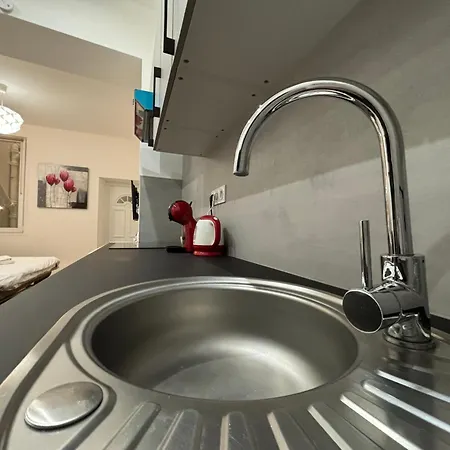 Au Coeur Du Vieux Nice, Superbe Refait A Neuf نيس