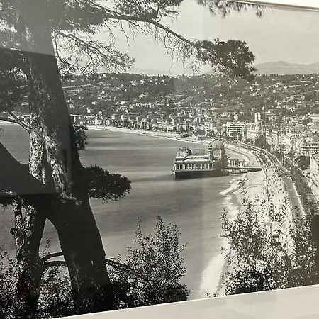 Au Coeur Du Vieux Nice, Superbe Refait A Neuf شقة *