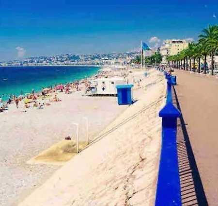 Au Cœur Du Vieux Nice, Superbe Refait à Neuf