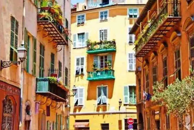Au Coeur Du Vieux Nice, Superbe Refait A Neuf 아파트